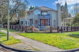 Photo 2: 7028 OSLER Street in Vancouver: South Granville House for sale (Vancouver West)  : MLS®# R2864082