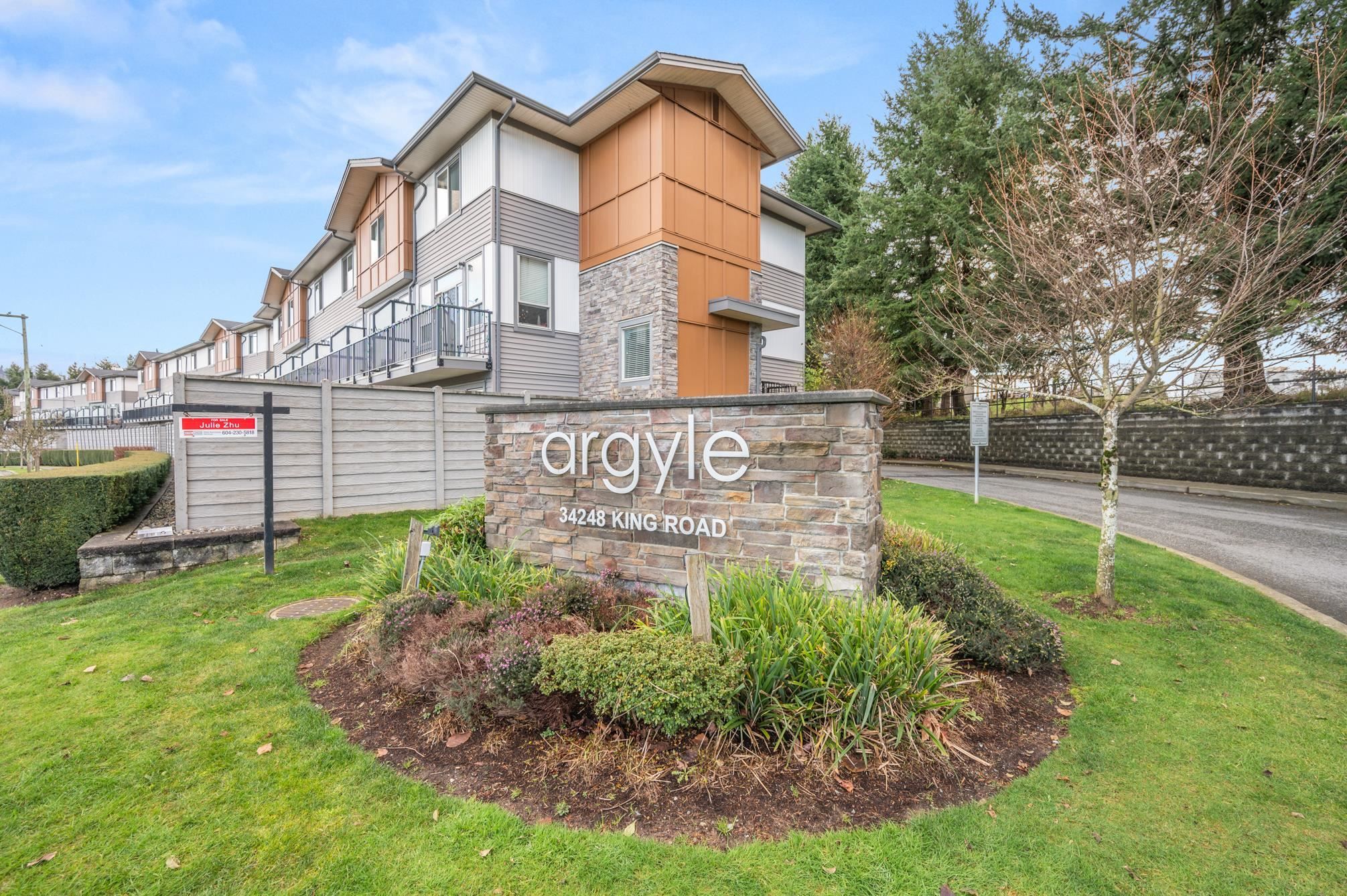 Main Photo: 3 34248 KING Road in Abbotsford: Poplar Townhouse for sale : MLS®# R2638567