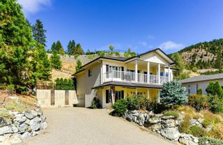 Photo 1: 5270 Sutherland Road, in Peachland: House for sale : MLS®# 10214524