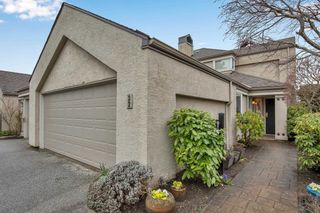 Photo 1: 32 9800 KILBY Drive in Richmond: West Cambie Townhouse for sale in "DESERT OAKS" : MLS®# R2667796