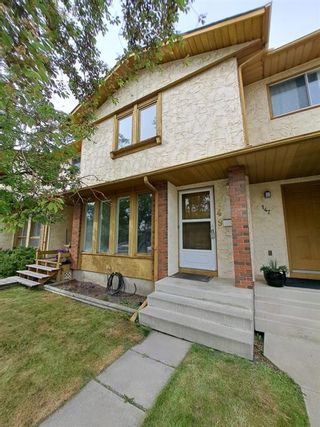 Photo 1: 149 Midbend Place SE in Calgary: Midnapore Row/Townhouse for sale : MLS®# A1226585