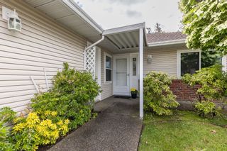 Photo 3: 23 2081 WINFIELD Drive in Abbotsford: Abbotsford East Townhouse for sale in "Ascot Hills" : MLS®# R2890262