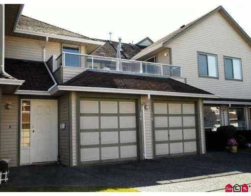 Main Photo: 13725 72A Ave in Surrey: East Newton Townhouse for sale in "Park Place Estates" : MLS®# F2625979