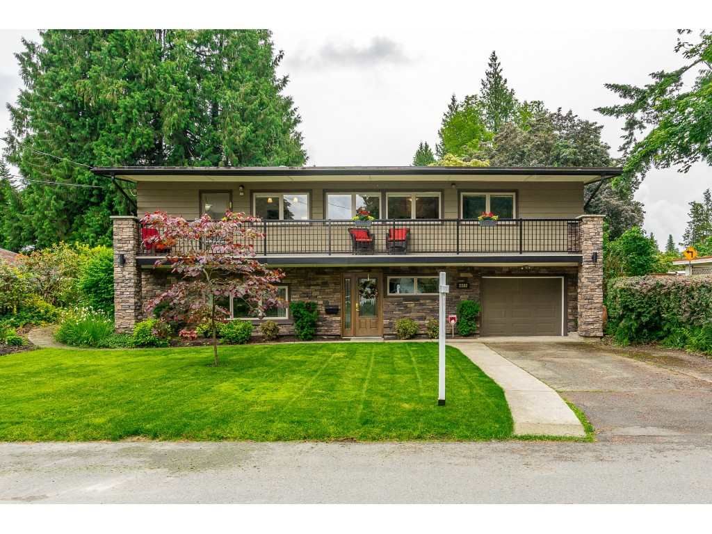 Main Photo: 2282 ROSEWOOD Drive in Abbotsford: Central Abbotsford House for sale : MLS®# R2464916