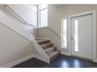 Photo 3: 11 235 Island Hwy in VICTORIA: VR View Royal Row/Townhouse for sale (View Royal)  : MLS®# 746824