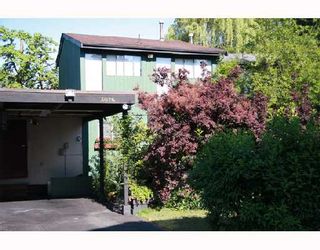 Photo 10: 3026 MAPLEBROOK Place in Coquitlam: Meadow Brook 1/2 Duplex for sale : MLS®# V716673