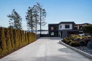 Photo 41: 8527 Lochside Dr in North Saanich: NS Bazan Bay House for sale : MLS®# 931279