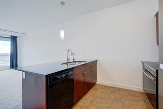Photo 13: 2002 8880 Horton Road SW in Calgary: Haysboro Apartment for sale : MLS®# A1168841