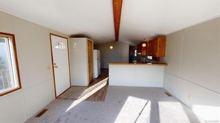 Photo 5: MOBILE HOME FOR SALE IN VIEW ROYAL  |  63-1555 MIDDLE ROAD