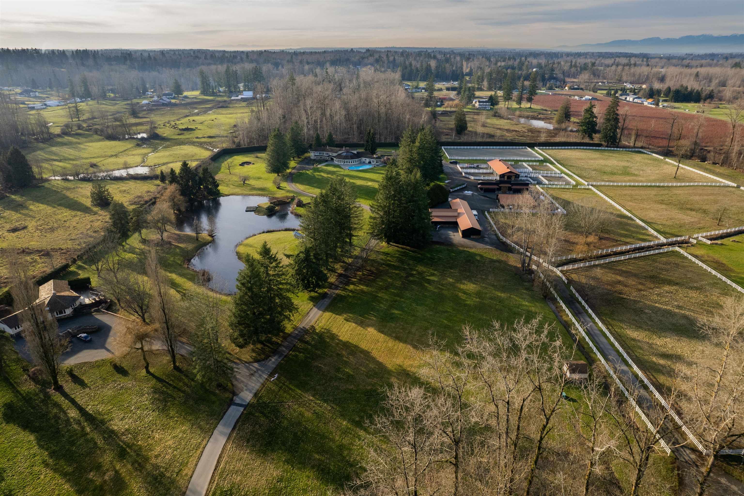 Main Photo: 6895 - 6897 272 Street in Langley: County Line Glen Valley House for sale : MLS®# R2680208