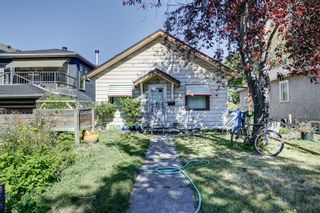 Photo 2: 208 15 Avenue NW in Calgary: Crescent Heights Detached for sale : MLS®# A1054564