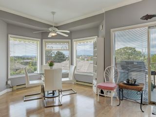 Photo 5: 18 4318 Emily Carr Dr in Saanich: SE Broadmead Row/Townhouse for sale (Saanich East)  : MLS®# 906989