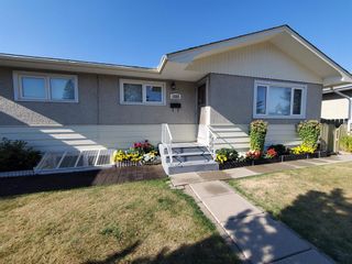 Photo 5: 1523 47 Street SE in Calgary: Forest Lawn Detached for sale : MLS®# A2020953