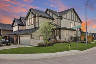 Photo 2: 247 Valley Pointe Way NW in Calgary: Valley Ridge Detached for sale : MLS®# A1043104