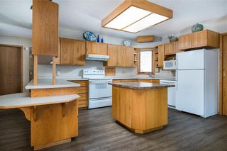 Photo 5: 109 Greendell Avenue in Winnipeg: Residential for sale (2C)  : MLS®# 202000545