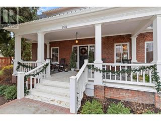 Photo 51: 1001 Lawrence Avenue in Kelowna: House for sale : MLS®# 10300849