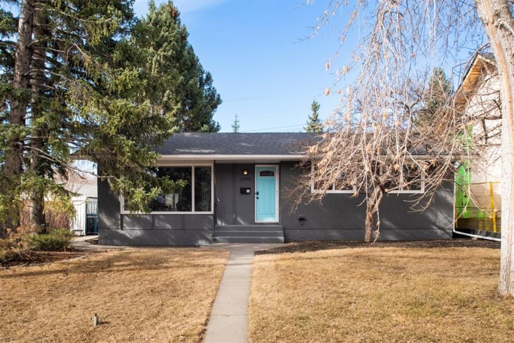 Main Photo: 2703 Lougheed Drive SW in Calgary: Lakeview Detached for sale : MLS®# A1208309