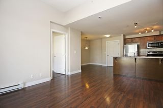 Photo 8: 412 46150 BOLE Avenue in Chilliwack: Chilliwack N Yale-Well Condo for sale in "THE NEWMARK" : MLS®# R2321393