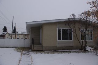 Photo 2: 5119 107 Street in Edmonton: Zone 15 House Half Duplex for sale : MLS®# E4271692