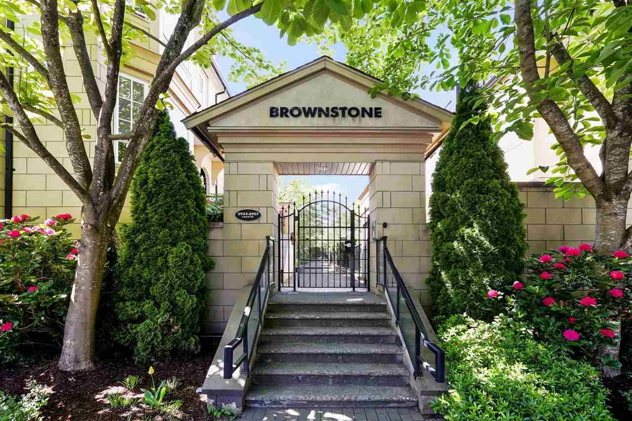 Main Photo: 2939 LAUREL Street in Vancouver: Fairview VW Townhouse for sale in "BROWNSTONE" (Vancouver West)  : MLS®# R2597840