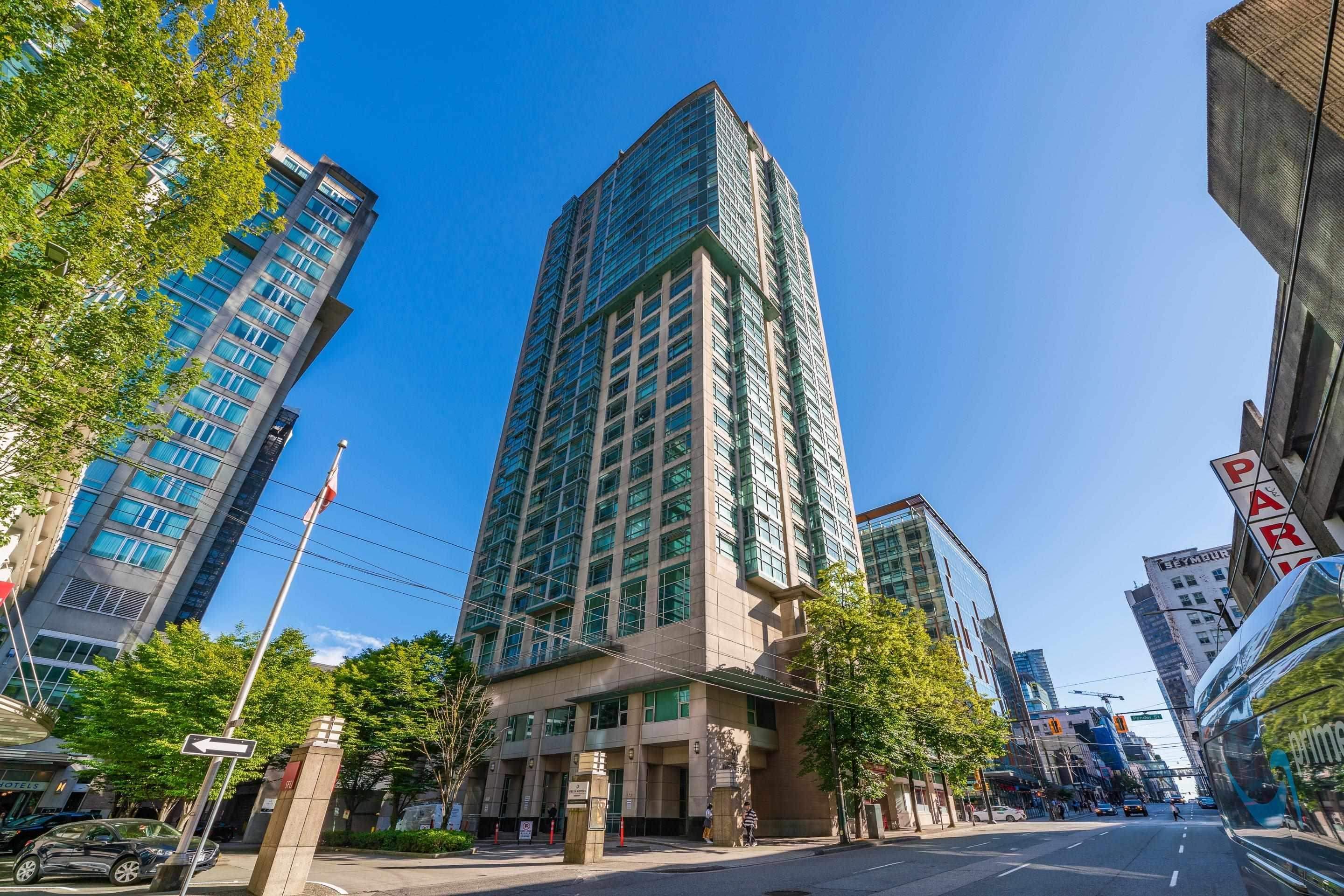 Main Photo: 1202 438 SEYMOUR Street in Vancouver: Downtown VW Condo for sale in "Conference Plaza" (Vancouver West)  : MLS®# R2825126