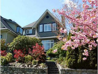 Photo 1: 3939 HEATHER Street in Vancouver: Cambie House for sale in "DOUGLAS PARK" (Vancouver West)  : MLS®# V1004115