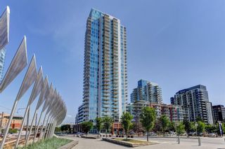 Photo 2: 1703 510 6 Avenue SE in Calgary: Downtown East Village Apartment for sale : MLS®# A1116980