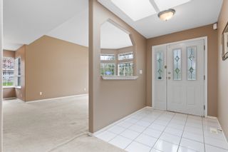 Photo 2: 4142 OLD CLAYBURN Road in Abbotsford: Abbotsford East House for sale : MLS®# R2869833