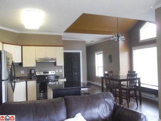 Photo 2: 405 33502 GEORGE FERGUSON Way in Abbotsford: Central Abbotsford Condo for sale in "CARINA COURT" : MLS®# F1214988