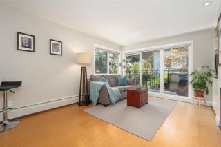 Photo 8: 207 1484 CHARLES Street in Vancouver: Grandview Woodland Condo for sale in "LANDMARK ARMS - COMMERCIAL DRIVE" (Vancouver East)  : MLS®# R2477117