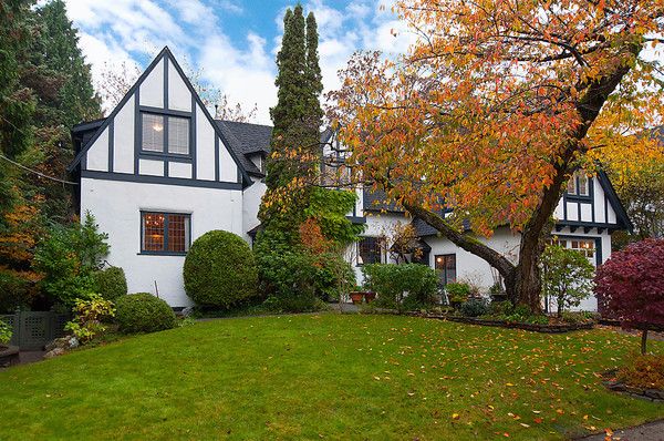 Main Photo: 5661 HIGHBURY Street in Vancouver: Dunbar House for sale (Vancouver West)  : MLS®# V1034485