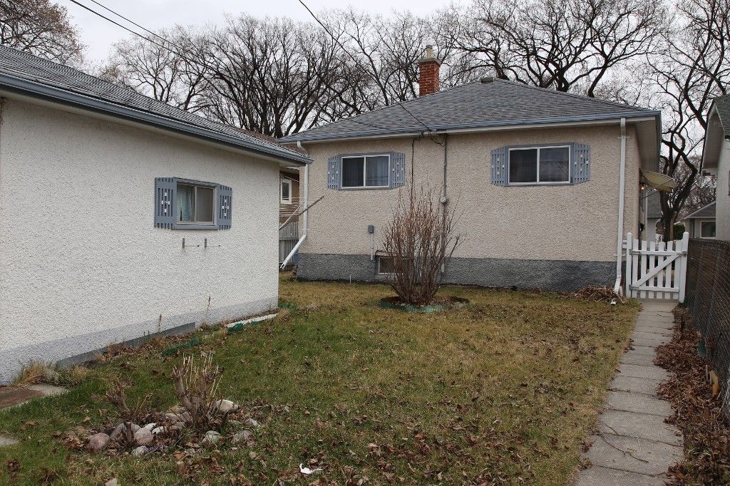 Photo 30: Photos: 1092 Downing Street in WINNIPEG: West End/Sargent Park Single Family Detached for sale (West Winnipeg)  : MLS®# 151067