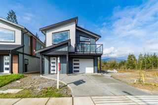 Photo 1: 950 Harbour View St in Nanaimo: Na South Nanaimo House for sale : MLS®# 920101