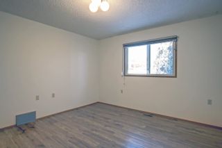 Photo 18: 15589 59A Street in Edmonton: Zone 03 Attached Home for sale : MLS®# E4272369
