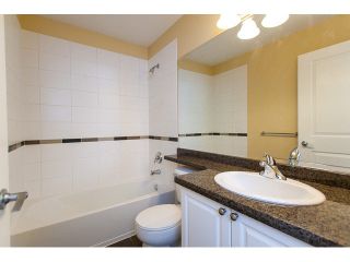 Photo 17: 44 6555 192A Street in Surrey: Clayton Townhouse for sale in "The Carlisle" (Cloverdale)  : MLS®# R2037162