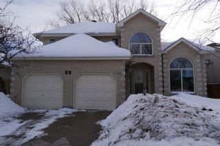 Photo 1: 62 Strongberg Drive in Winnipeg: Residential for sale : MLS®# 1404148