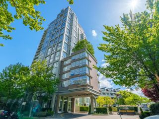 Photo 4: 321 1228 MARINASIDE Crescent in Vancouver: Yaletown Townhouse for sale in "Crestmark 2" (Vancouver West)  : MLS®# R2879908