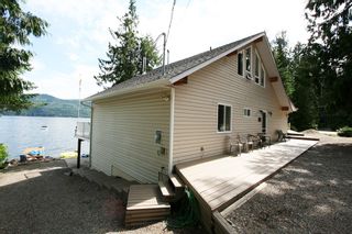 Photo 5: 5432 Squilax Anglemont Hwy: Celista House for sale (North Shuswap)  : MLS®# 10085162
