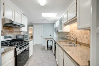 Photo 12: 50 2345 CRANLEY Drive in Surrey: King George Corridor Manufactured Home for sale in "La Mesa" (South Surrey White Rock)  : MLS®# R2871907