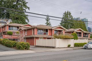 Photo 1: 6 14921 THRIFT Avenue: White Rock Townhouse for sale in "Nicole Place" (South Surrey White Rock)  : MLS®# R2863051