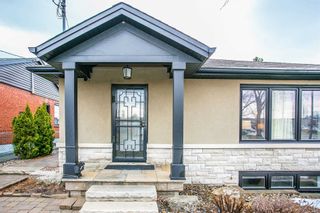 Photo 3: 3 Aberlady Road in Toronto: Stonegate-Queensway House (Bungalow) for sale (Toronto W07)  : MLS®# W5988731