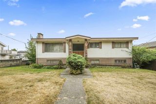 Photo 1: 112 E 64TH Avenue in Vancouver: South Vancouver House for sale (Vancouver East)  : MLS®# R2495299