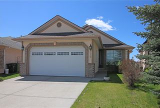 Photo 1: 315 SCENIC VIEW Bay NW in Calgary: Scenic Acres Detached for sale : MLS®# A1035416