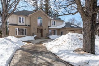 Main Photo: 147 Kings Drive in Winnipeg: Fort Richmond Residential for sale (1K)  : MLS®# 202205749