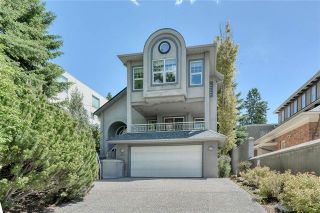 Main Photo: 912 7A Street NW in Calgary: Rosedale Detached for sale : MLS®# A2018003
