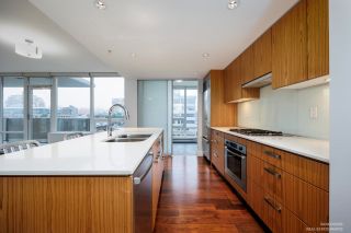 Photo 13: 703 1675 W 8TH Avenue in Vancouver: Fairview VW Condo for sale (Vancouver West)  : MLS®# R2651295