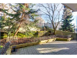Photo 2: 205 210 ELEVENTH Street in New Westminster: Uptown NW Condo for sale in "DISCOVERY REACH" : MLS®# V1100086