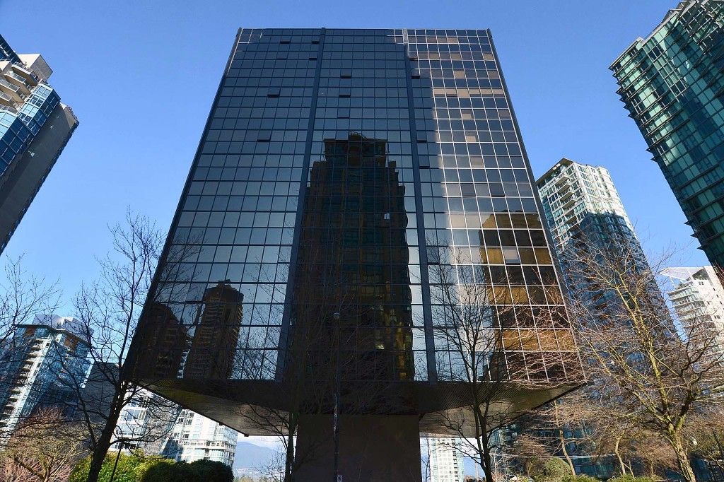 Main Photo: 704 1333 W GEORGIA Street in Vancouver: Coal Harbour Condo for sale (Vancouver West)  : MLS®# V995092