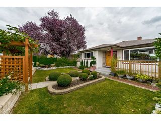 Photo 16: 1414 E 60TH Avenue in Vancouver: Fraserview VE House for sale (Vancouver East)  : MLS®# R2396473