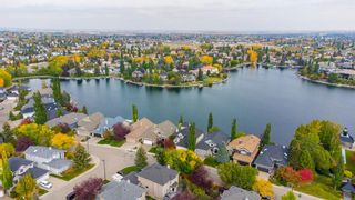 Photo 6: 129 Mckenzie Lake Gardens SE in Calgary: McKenzie Lake Detached for sale : MLS®# A1259474
